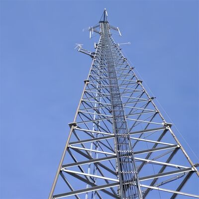 Torre de antena de rádio tubular BTS de comunicação de aço de 3 tubos de 100FT HDG para estação base de telecomunicações