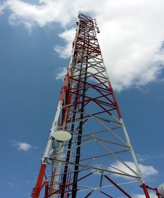 30 40 50 metros Rádio 3 pernas Torre de aço angular Rede 5G Galvanizado Torre de comunicação de microondas