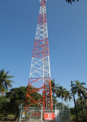 Autossustentável Internet 5G Telecomunicação Antenna 3 pernas Torre de aço angular