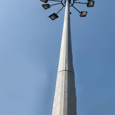ISO 1461 15 20 30 40 50 M Métricos 4G 5G Stand Cell Signal Pole Escala de subida Escadaria auto-sustentável Monopólio Torre de antena