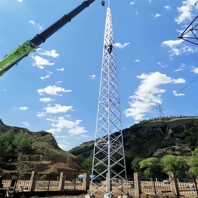 Autossustentável Internet 5G Telecomunicação Antenna 3 pernas Torre de aço angular