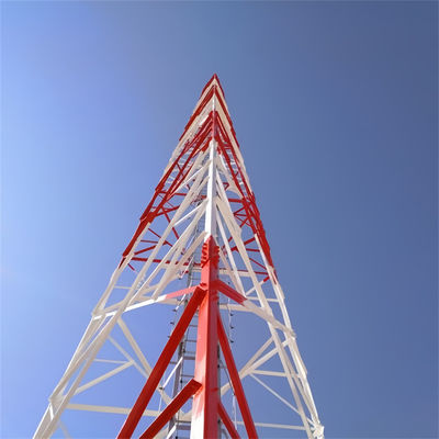 Torre de telecomunicações de abrigo de 40 metros Torre de tubos de aço angulares de 3 pernas