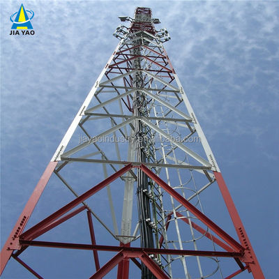 Torre de aço galvanizado angular de 3 pernas autoportante