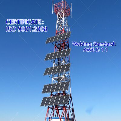 Torre de aço angular de 4 pernas resistente ao vento, construída com aços de diferentes classes e projetada para minimizar a deflexão em condições climáticas extremas