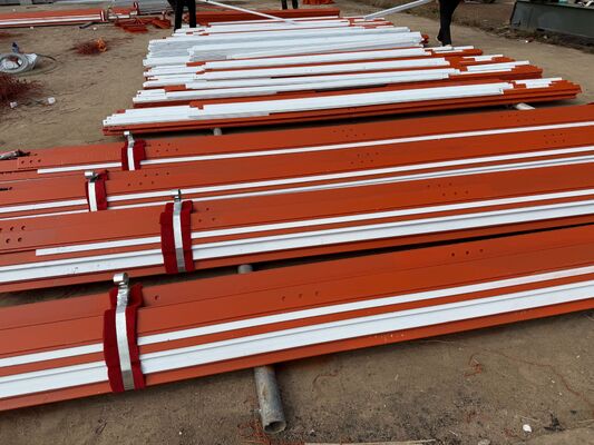 Corpo de Torre Angular de Aço de 3 Pernas, Torre Triangular com Inclinação Igual ou Variável e Seção Transversal de Ângulo de Aço para Comunicação