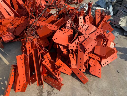 Torre de Antena Angular de 4 Pernas para Rádio 5G de Alto Desempenho para Comunicação Sem Fio