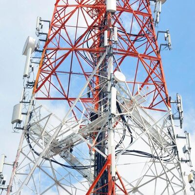 Torre de Antena Angular de 4 Pernas para Rádio 5G de Alto Desempenho para Comunicação Sem Fio