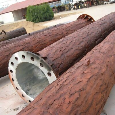 Torre Árvore Biônica de 38M construída com aço galvanizado e plásticos resistentes a UV, garantindo durabilidade e resistência à corrosão