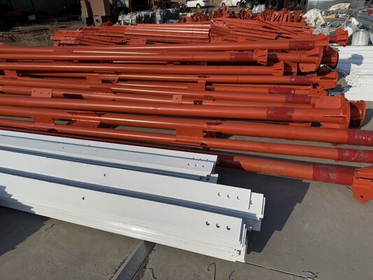 Torre tubular de aço galvanizado de 3 pernas e 19 27 35M para comunicação e monitoramento de micro-ondas 5G 4G externo