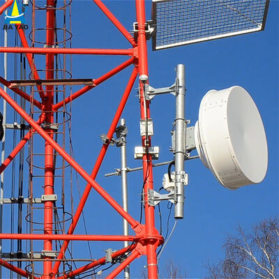 Torre de aço tubular personalizável de 3 pernas projetada para observação de monitoramento de telecomunicações externas e instalações de segurança