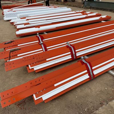 Torre de comunicação de aço inoxidável longa angular da vida útil de 3 pés resistente à corrosão para a área costeira