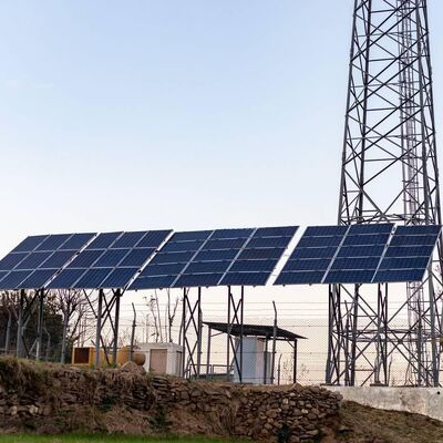 Torre de comunicação compatível da energia renovável para a monitoração do parque solar dos parques eólicos