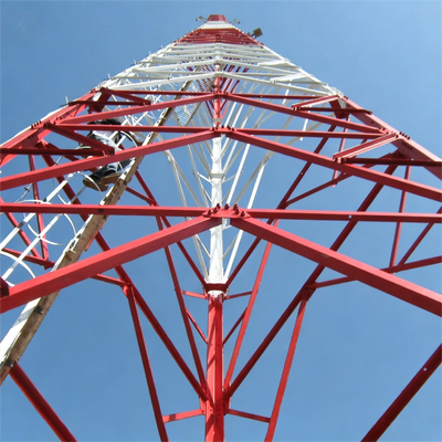 38 52 58M pré montados prazos de execução curtos da torre de aço de 3 ângulos equipados com pernas para a rede de área de mineração