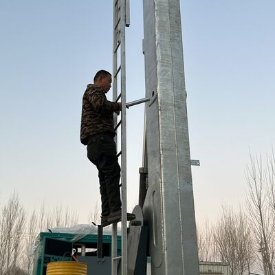 Torre de mastro de aço telescópica portátil de 12 a 25 m para estação base móvel e vigilância temporária de eventos com sistema de elevação elétrica e base de implantação rápida