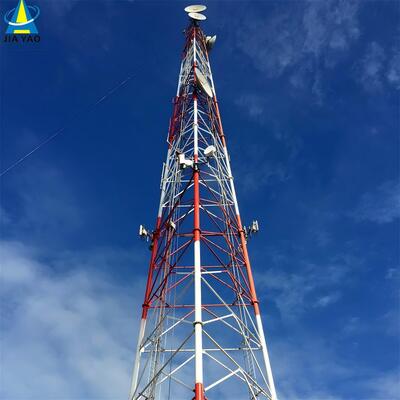 Torre de treliça de aço tubular de 3 pernas de alta precisão para estação base 4G 5G 20m 30m 45m 60m Mastro de telecomunicações resistente ao vento galvanizado por imersão a quente